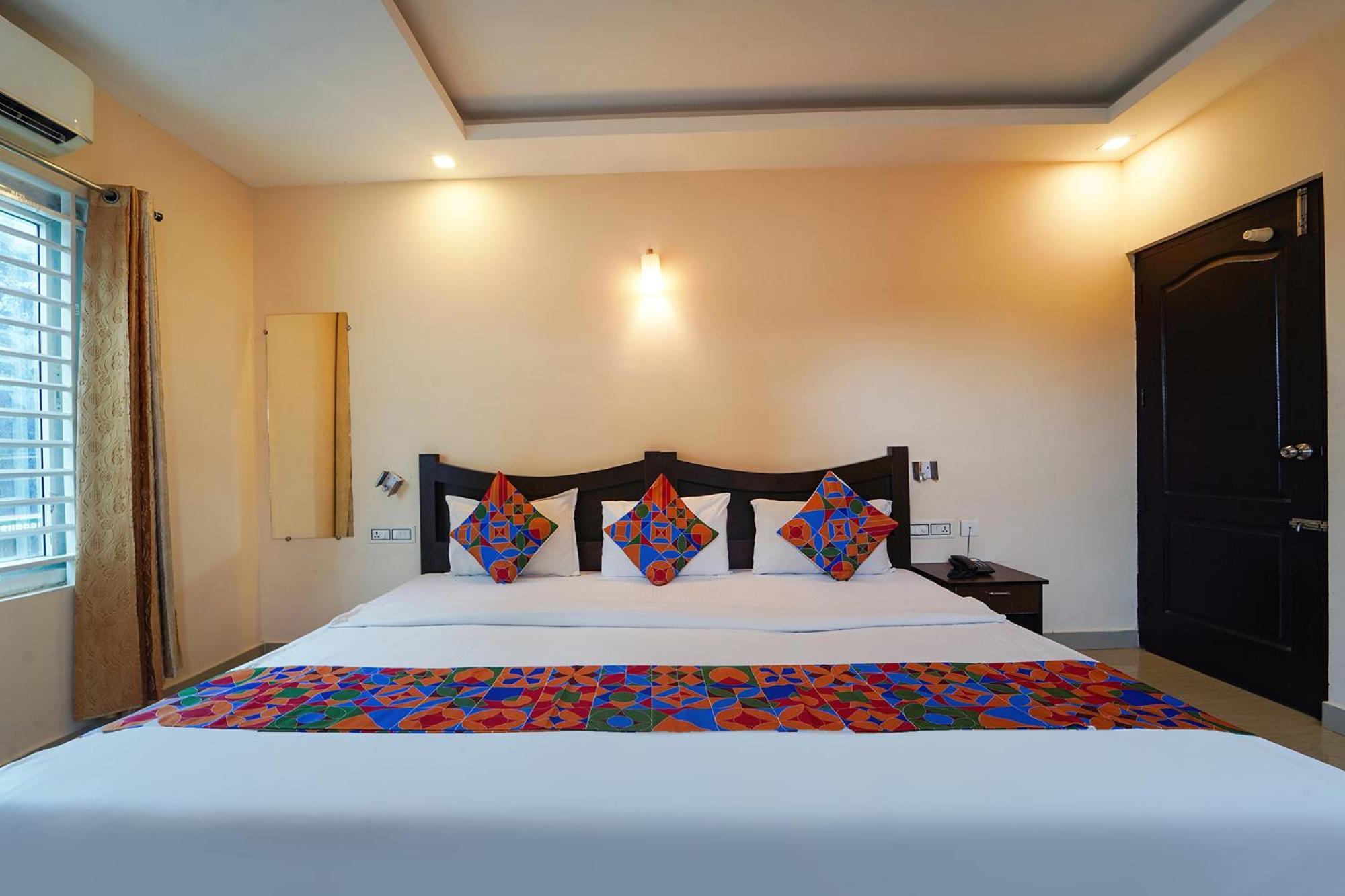 Zion Plaza Hotell Nedumbassery Eksteriør bilde