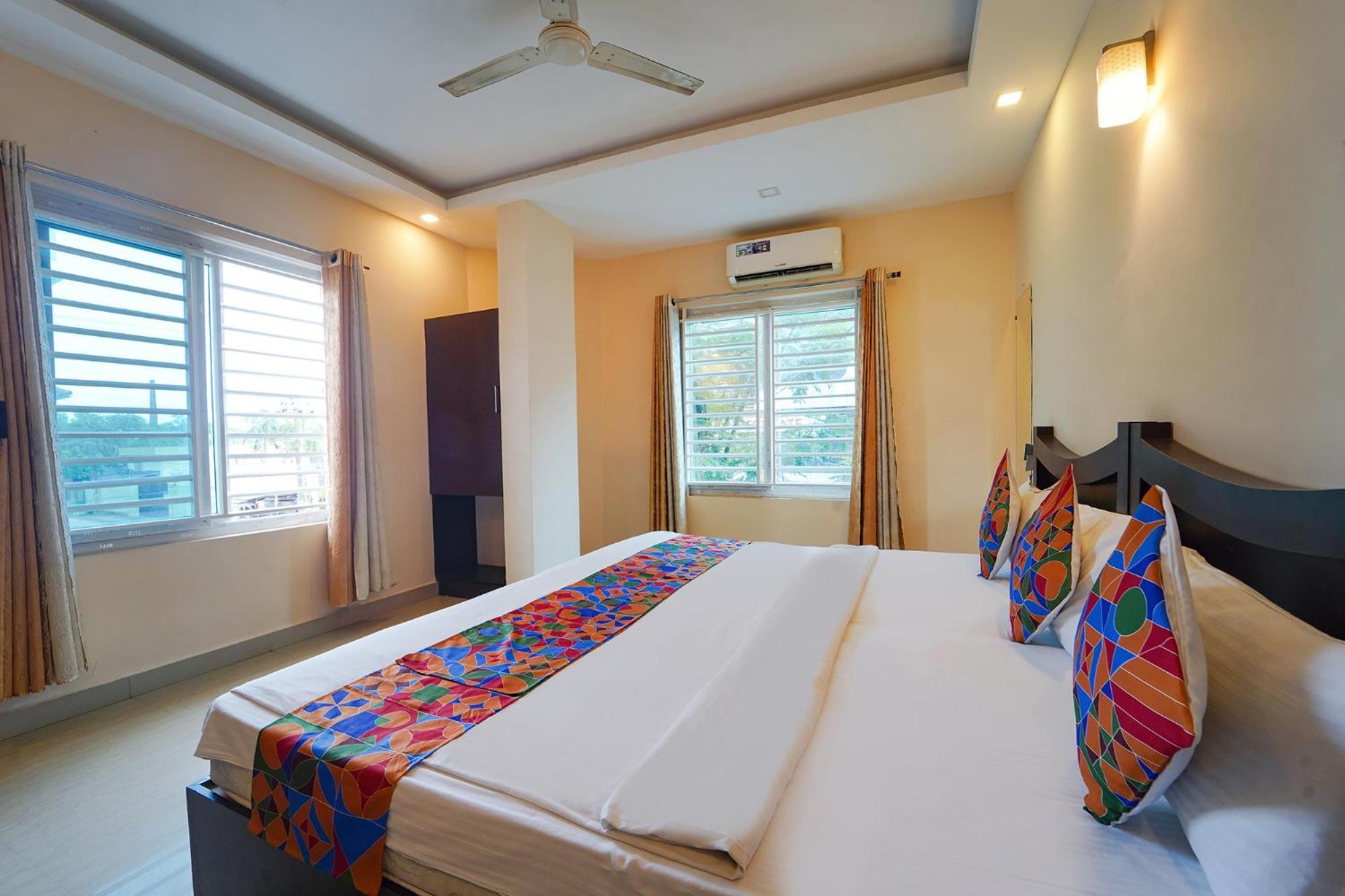 Zion Plaza Hotell Nedumbassery Eksteriør bilde