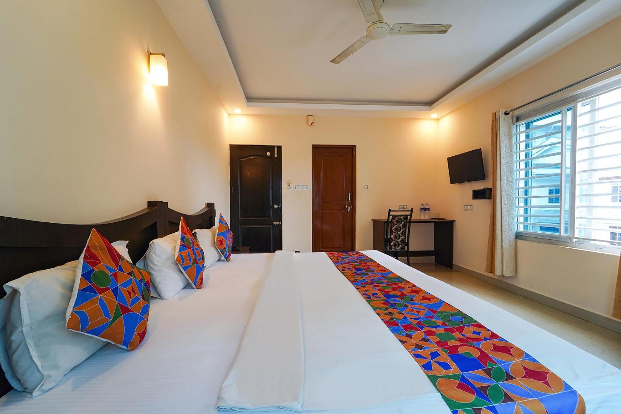 Zion Plaza Hotell Nedumbassery Eksteriør bilde